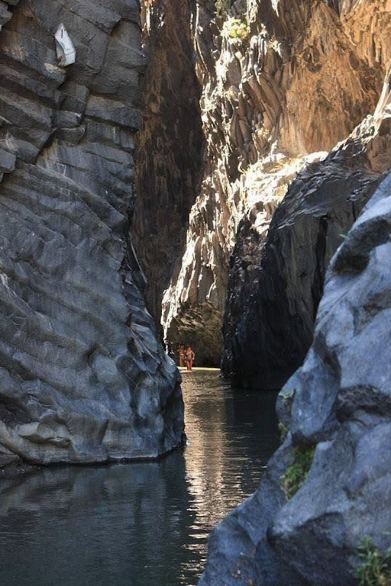 Rocce basaltiche delle Gurne dell'Alcantara